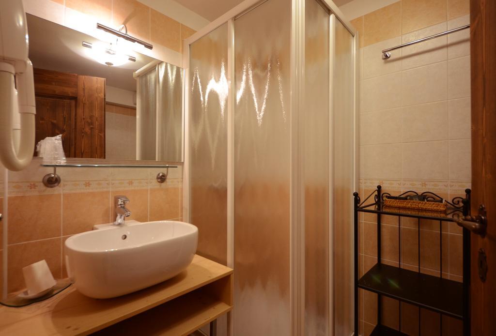 Hotel Fonte Dei Veli Панкия Экстерьер фото