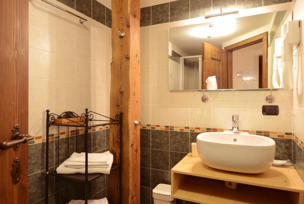 Hotel Fonte Dei Veli Панкия Экстерьер фото